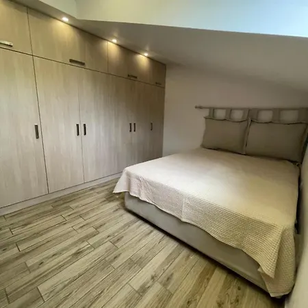 Cozy In Paralia Ofryniou Apartamento Ofrínion